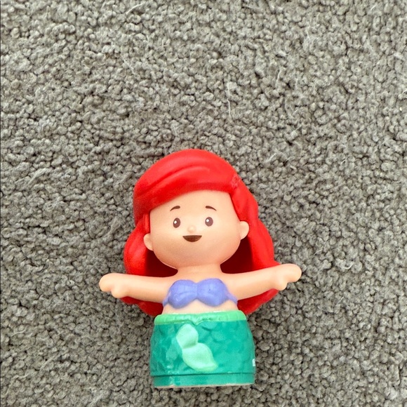 Colorful Princess Mini Doll Set - Picture 8 of 16